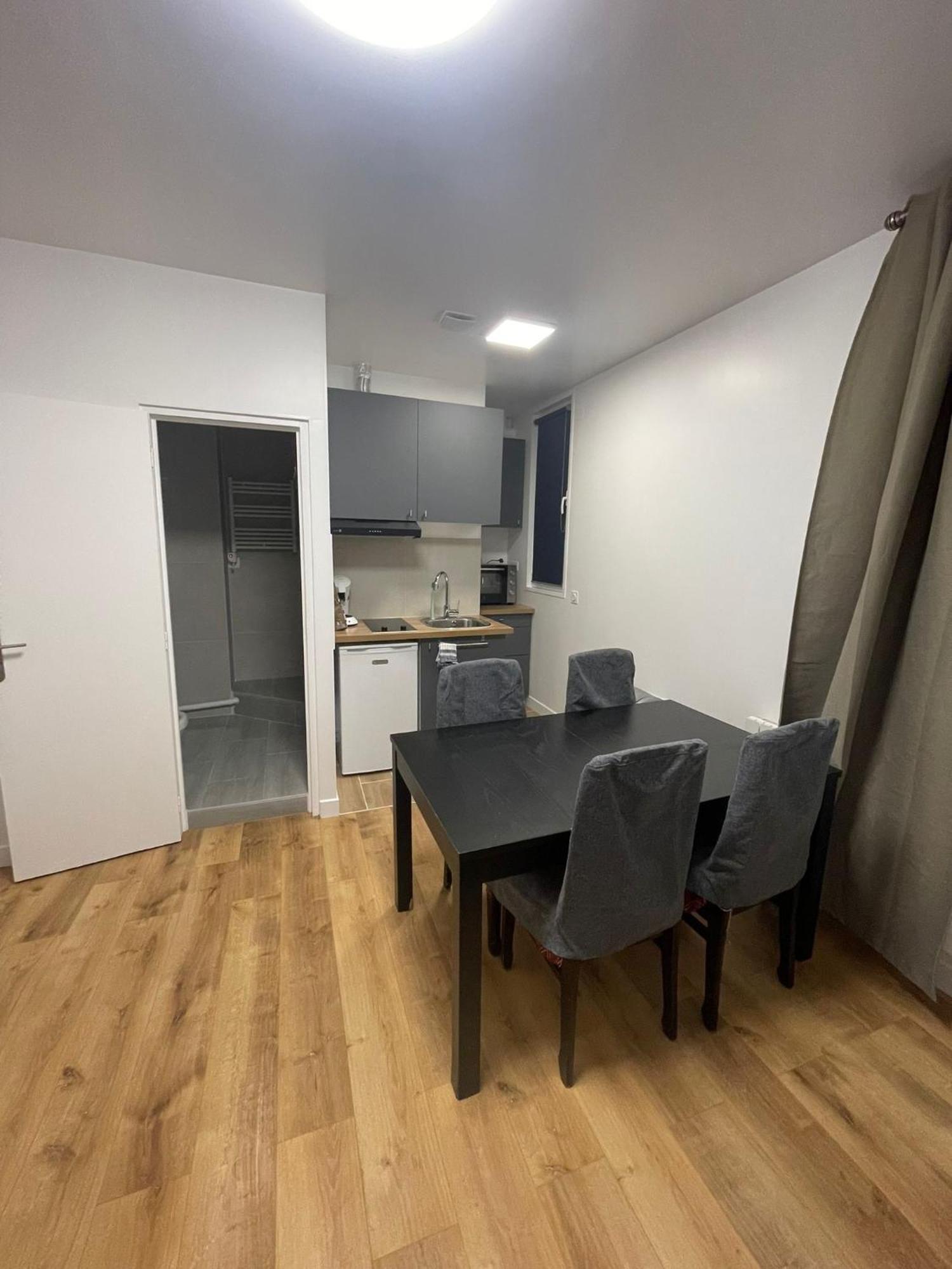 Lacharriere-Logement Entier 38M2 Paris Exterior photo